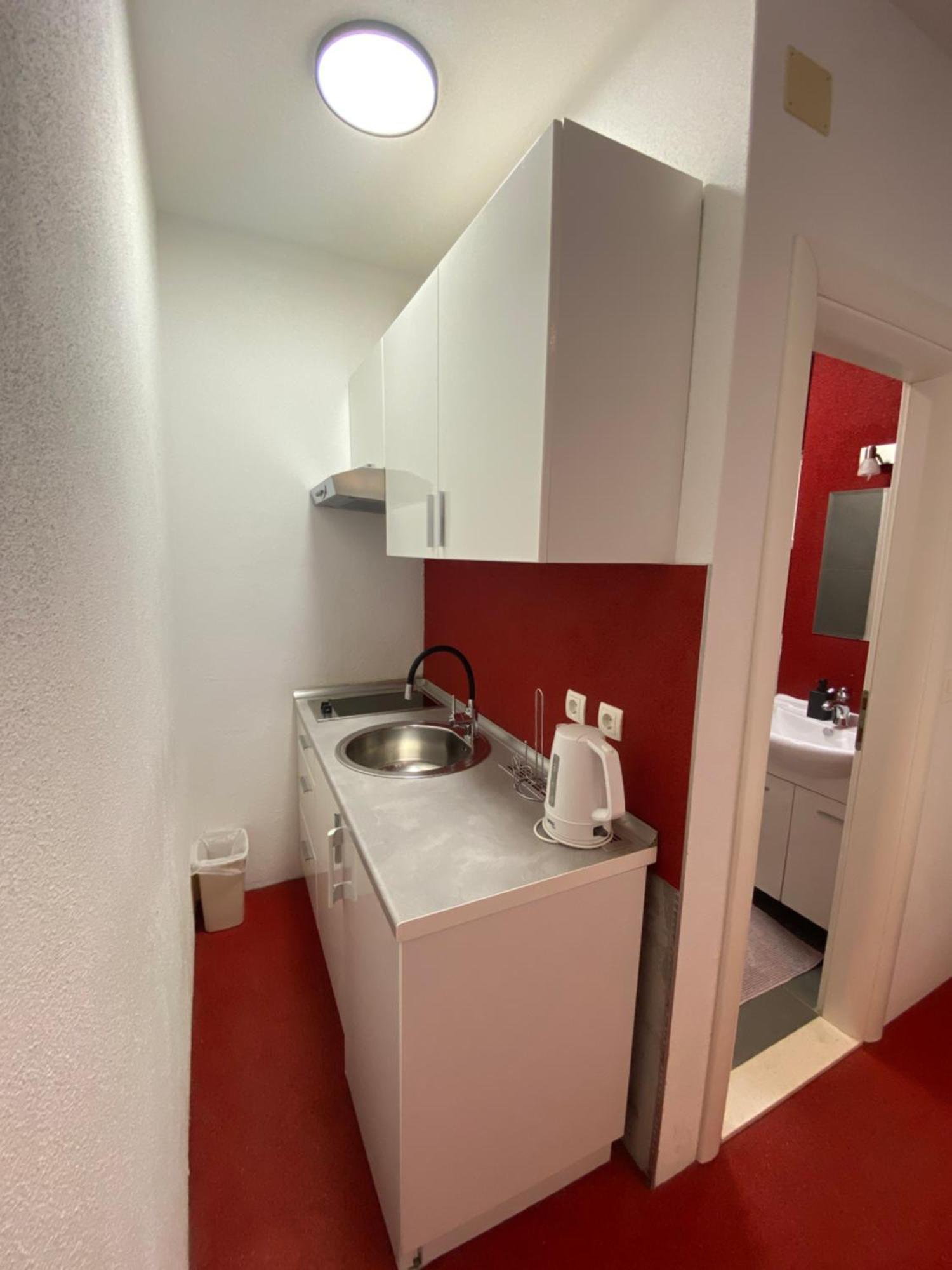Apartments Mikulic Бол Экстерьер фото